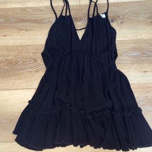 black strappy cut out tank top